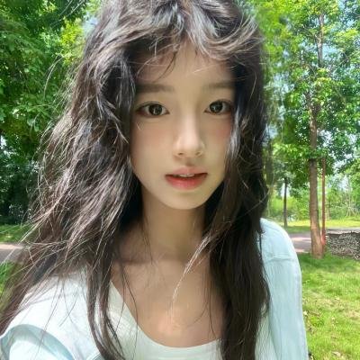 莲花闹海棠
